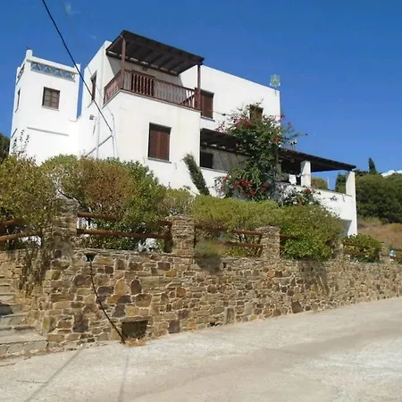 Athina 3 באטסי